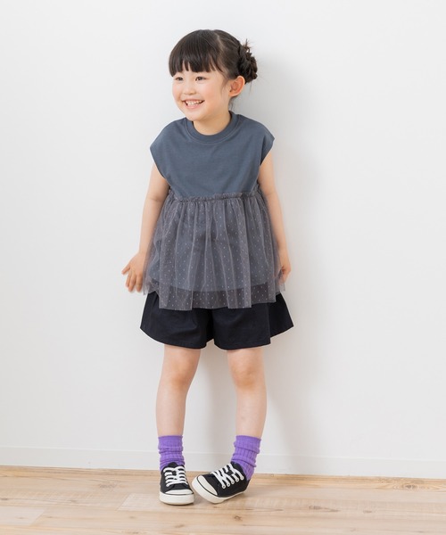 chil2(チルツー)の「チュール切替レイヤードチュニック(Tシャツ/カットソー・キッズ・クリーム/スモークピンク/チャコールグレー/サックスブルー・150cm/140cm/130cm/120cm/110cm/100cm/90cm)」の16枚目の写真