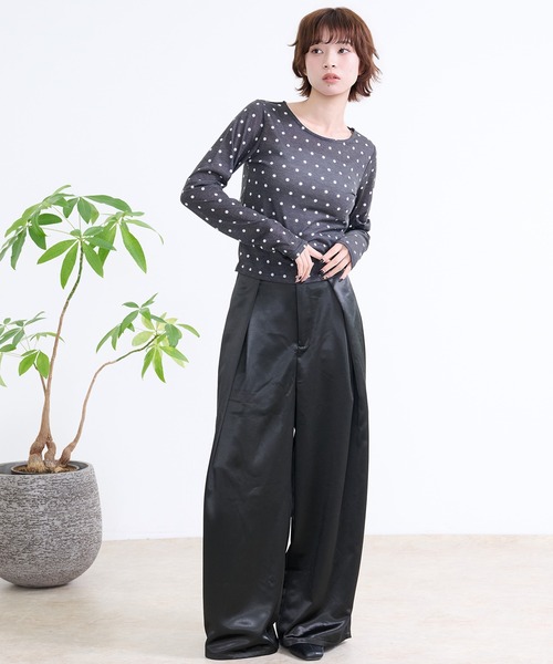 DAESE TOKYO(デセトウキョウ)の「『DAESE TOKYO/デセトウキョウ』サテンタックワイドパンツ(その他パンツ・レディース・アイボリー/ブラック/グレイッシュベージュ・FREE)」の15枚目の写真