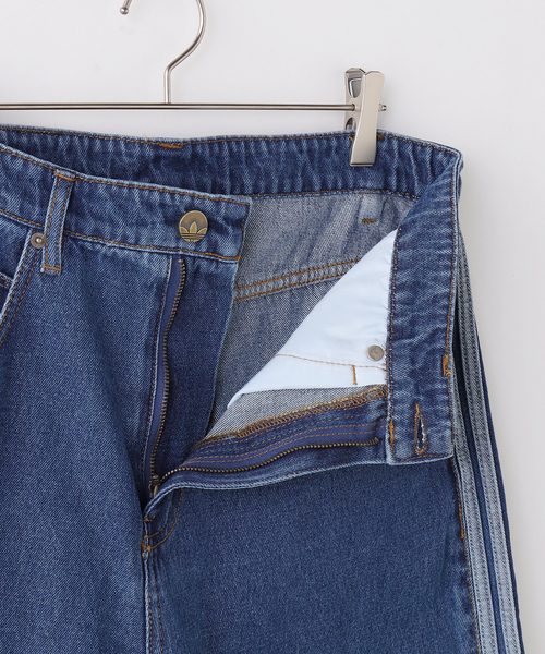 adidas Originals(アディダスオリジナルス)の「adidas originals / アディダス オリジナルス FIREBIRD ADICOLOR DENIM SHORTS(その他パンツ・メンズ・ブラック・30)」の3枚目の写真