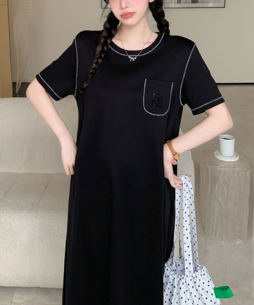 2ly2（トゥーリートゥー）の「シンプルカジュアル Tシャツロングワンピース（ワンピース・レディース・ブラック・FREE）」の3枚目の写真