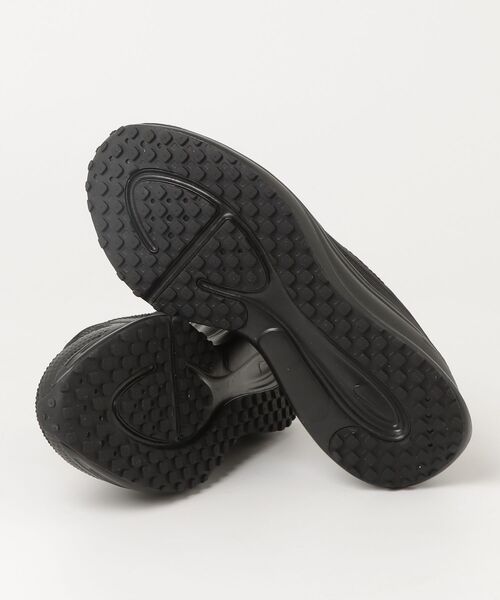 NIKE(ナイキ)の「ナイキ NIKE ナイキ ウィメンズ レボリューション 8 イージーオン(スニーカー・レディース・ブラック×ブラック・24.5cm/23.0cm/24.0cm/25.0cm/23.5cm)」の3枚目の写真