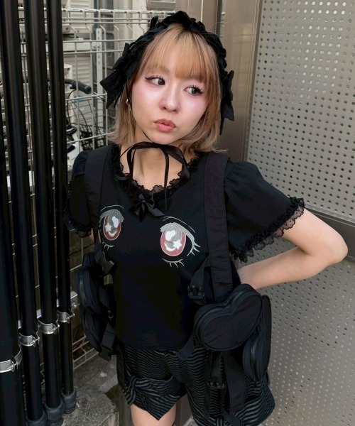 Candy Stripper（キャンディストリッパー）の「TWINKLE EYE Tシャツ（Tシャツ/カットソー・レディース・ブラック/ライトグレー/オフホワイト・FREE）」の12枚目の写真