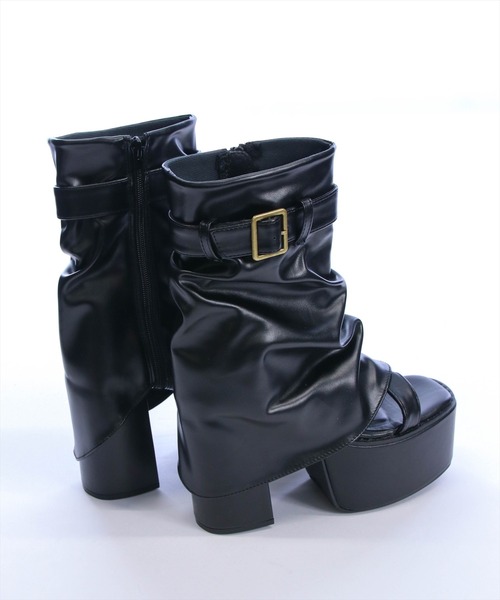 clear（クリア）の「カバーブーツ厚底サンダル（サンダル・レディース・ブラック/アイボリー・L/M）」の7枚目の写真