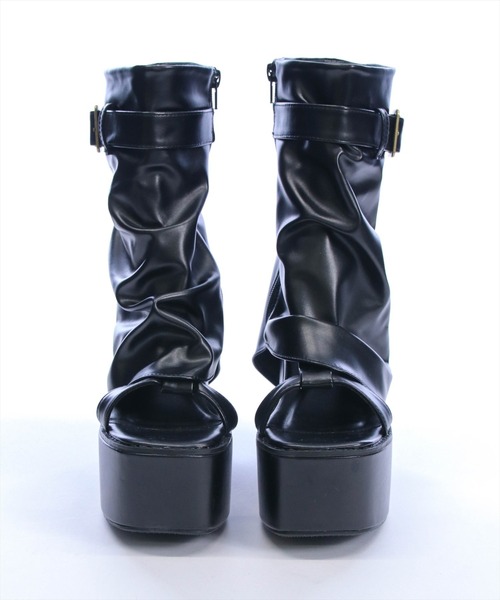 clear（クリア）の「カバーブーツ厚底サンダル（サンダル・レディース・ブラック/アイボリー・L/M）」の8枚目の写真