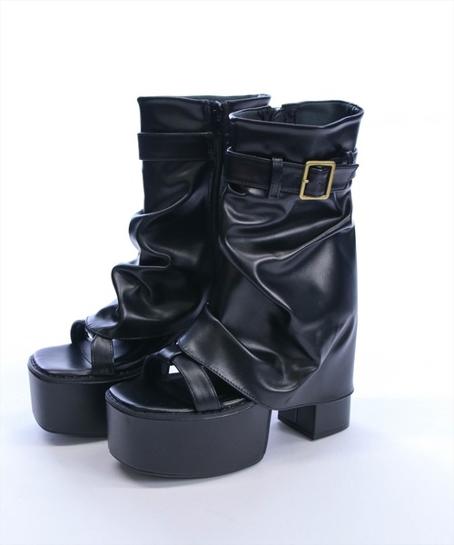 clear（クリア）の「カバーブーツ厚底サンダル（サンダル・レディース・ブラック/アイボリー・L/M）」の3枚目の写真