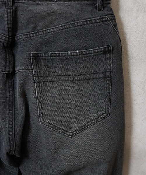 NUMBER (N)INE(ナンバーナイン)の「STRAIGHT DENIM JEANS VINTAGE WASH / ストレート デニム ジーンズ ヴィンテージ ウォッシュ(デニムパンツ・メンズ・ブラック/インディゴブルー・2/3/4)」の19枚目の写真