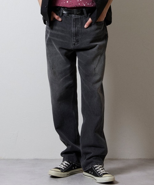 NUMBER (N)INE(ナンバーナイン)の「STRAIGHT DENIM JEANS VINTAGE WASH / ストレート デニム ジーンズ ヴィンテージ ウォッシュ(デニムパンツ・メンズ・ブラック/インディゴブルー・2/3/4)」の3枚目の写真