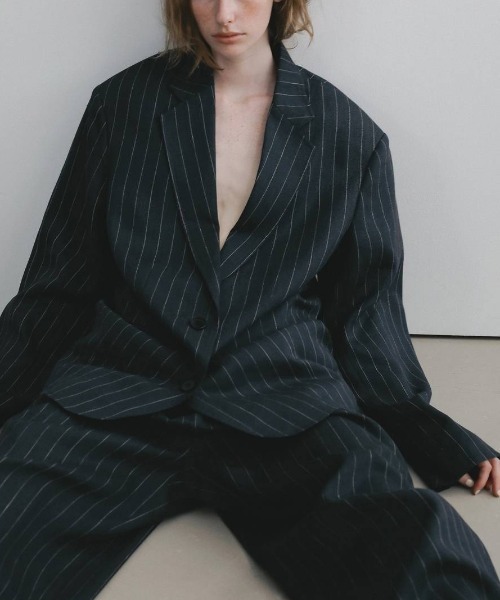 anuke(アンヌーク)の「Linen Tuck Pants 62610706(その他パンツ・メンズ・ブラウン/ネイビー・36/38)」の4枚目の写真