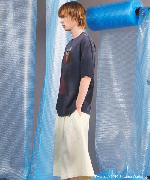 MAISON SPECIAL(メゾンスペシャル)の「《UNISEX》【MOVIE SERIES】「SESAME STREET」- Elmo - Prime-Over Crew Neck Short Sleeve T-Shirt/「セサミストリート」-エルモ-プライムオーバークルーネックショートスリーブTシャツ【MAISON SPECIAL/メゾンスペシャル】(Tシャツ/カットソー・メンズ・ブラック/ネイビー・0/1/2)」の17枚目の写真