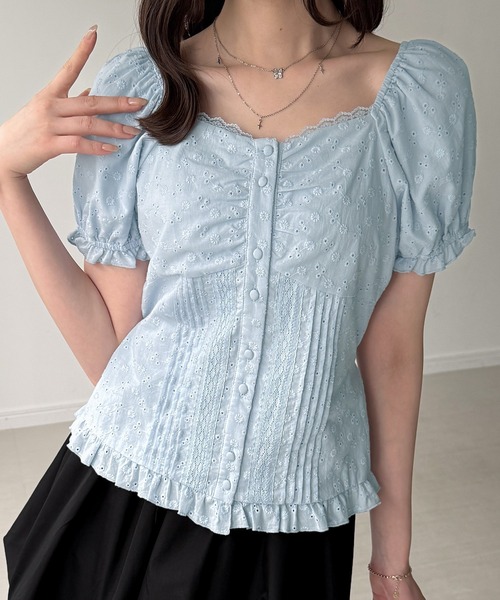 junoah(ジュノア)の「レースフリルピンタックパフスリーブブラウス(シャツ/ブラウス・レディース・ブラック/ホワイト/ブルー・SMALL/MEDIUM/LARGE)」の7枚目の写真