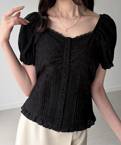 junoah(ジュノア)の「レースフリルピンタックパフスリーブブラウス(シャツ/ブラウス・レディース・ブラック/ホワイト/ブルー・SMALL/MEDIUM/LARGE)」の11枚目の写真