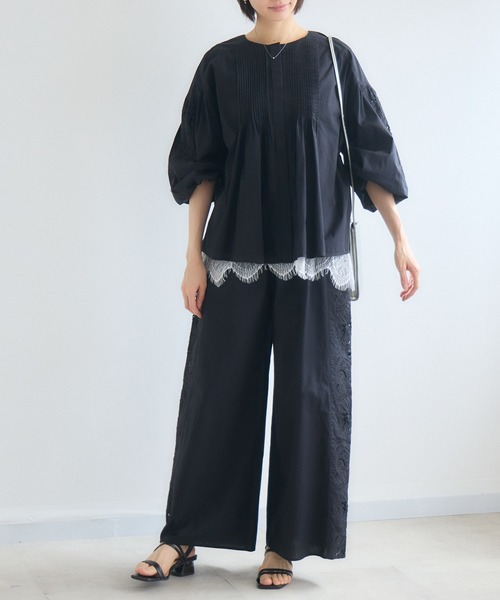 KATHARINE ROSS（キャサリンロス）の「エンブロイダリーコットンブラウス（シャツ/ブラウス・レディース・ブラック/ホワイト・MEDIUM）」の7枚目の写真
