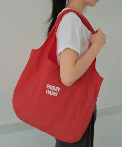 WEDNESDAYOASISFORWOMEN(ウェンズデー オアシス フォー ウーマン)の「ウィークデイズ カラーナイロンショルダーバッグ_RED(WB6AC05)(ショルダーバッグ・レディース・レッド・FREE)」の2枚目の写真