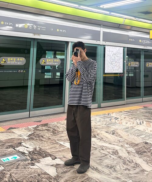 STANCE SEOUL(スタンス・ソウル)の「STRIPE MANTA LONG SLEEVE (NAVY STRIPE)(Tシャツ/カットソー・レディース・その他・LARGE/MEDIUM/SMALL)」の3枚目の写真