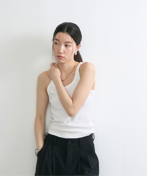 NUJOH(ヌゾ)の「Basic Rib Sleeveless Top / ベーシックリブスリーブレストップ(タンクトップ・レディース・チャコールグレー/グレー/ブラック/アイボリー・FREE)」の20枚目の写真