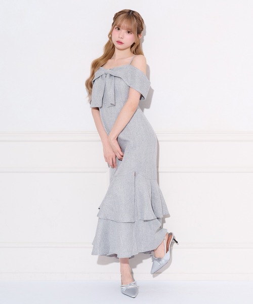 apres jour(アプレジュール)の「オフショルリボンマーメイドワンピース(ワンピース・レディース・ブルー系その他/ブラック系その他/オフホワイト・MEDIUM/X-LARGE/SMALL)」の21枚目の写真