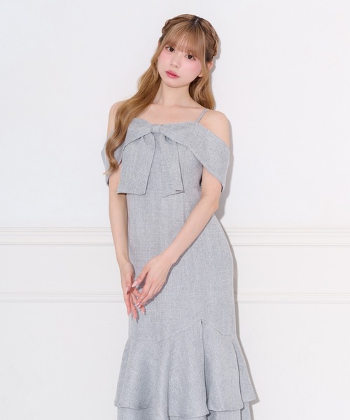 apres jour(アプレジュール)の「オフショルリボンマーメイドワンピース(ワンピース・レディース・ブルー系その他/ブラック系その他/オフホワイト・MEDIUM/X-LARGE/SMALL)」の17枚目の写真
