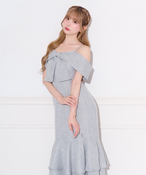 apres jour(アプレジュール)の「オフショルリボンマーメイドワンピース(ワンピース・レディース・ブルー系その他/ブラック系その他/オフホワイト・MEDIUM/X-LARGE/SMALL)」の18枚目の写真