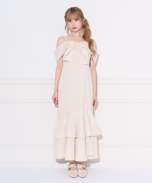 apres jour(アプレジュール)の「オフショルリボンマーメイドワンピース(ワンピース・レディース・ブルー系その他/ブラック系その他/オフホワイト・MEDIUM/X-LARGE/SMALL)」の7枚目の写真