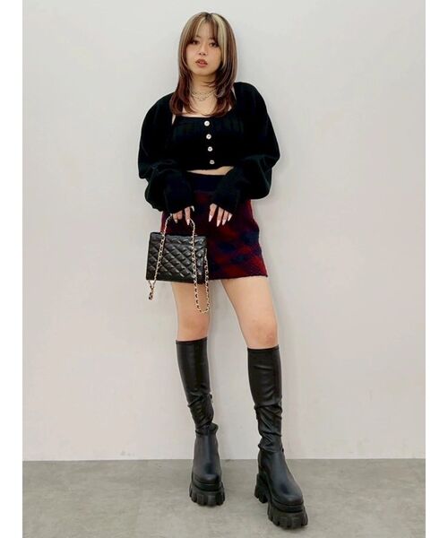 EVRIS(エヴリス)の「チェックニットミニスカート【セットアップ着用可能】 秋服(スカート・レディース・グリーン/レッド/ブラック・FREE)」の11枚目の写真