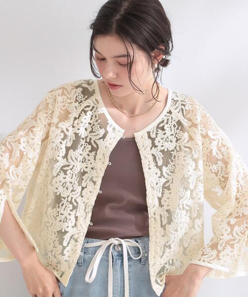 OPAQUE.CLIP(オペークドットクリップ)の「刺繍レースショートブラウス【洗える】(シャツ/ブラウス・レディース・ブラック/オフホワイト・40/38/42)」の1枚目の写真