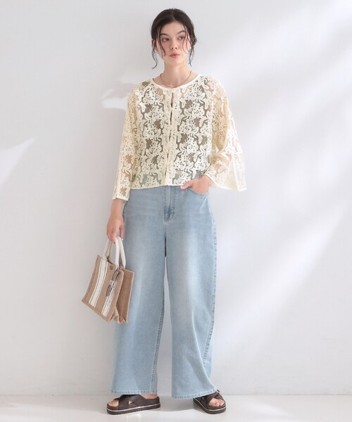 OPAQUE.CLIP(オペークドットクリップ)の「刺繍レースショートブラウス【洗える】(シャツ/ブラウス・レディース・ブラック/オフホワイト・40/38/42)」の4枚目の写真