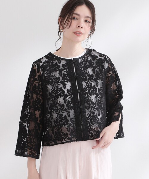OPAQUE.CLIP(オペークドットクリップ)の「刺繍レースショートブラウス【洗える】(シャツ/ブラウス・レディース・ブラック/オフホワイト・40/38/42)」の7枚目の写真