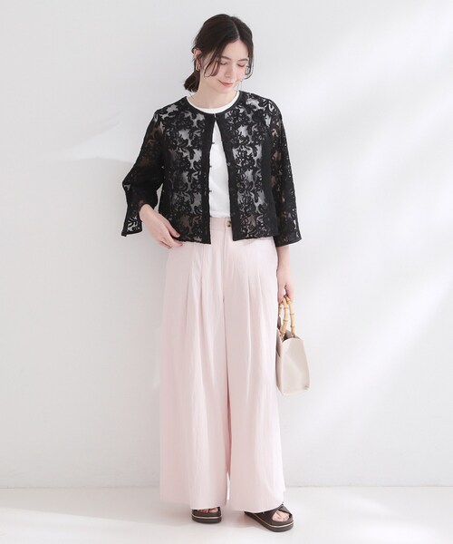 OPAQUE.CLIP(オペークドットクリップ)の「刺繍レースショートブラウス【洗える】(シャツ/ブラウス・レディース・ブラック/オフホワイト・40/38/42)」の9枚目の写真