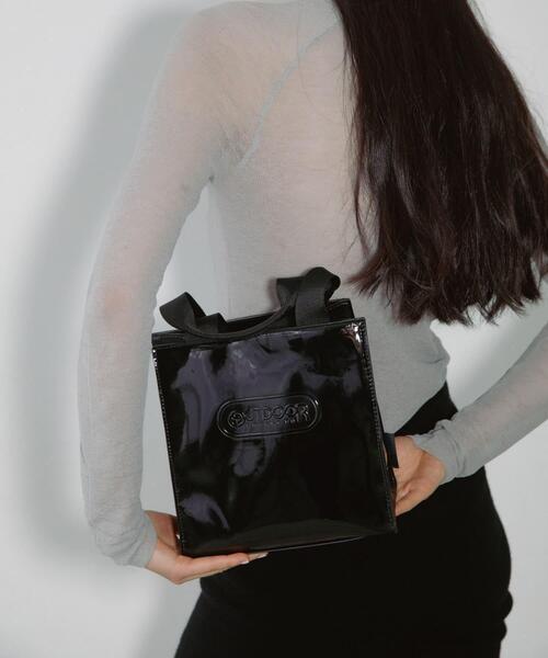 RODE SKO(ロデスコ)の「『別注』OUTDOOR PRODUCTS×hun RODESKO GLOSSY BAG(ショルダーバッグ・レディース・ブラック/ベージュ系その他・-)」の3枚目の写真