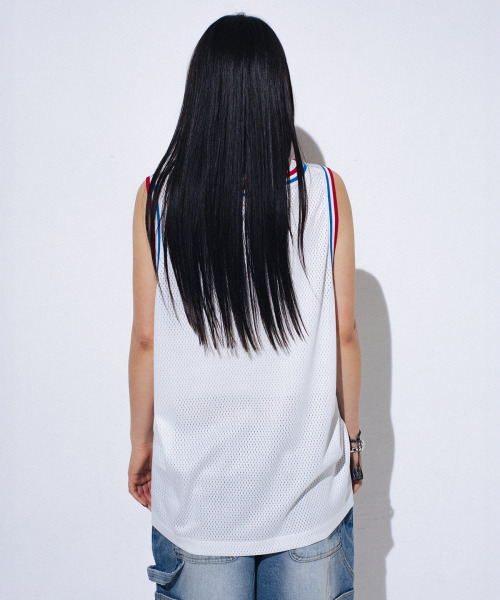 WKNDRS(ウィーキャンドース)の「OG バスケットボール ジャージ (アイボリー)(Tシャツ/カットソー・レディース・その他・MEDIUM/LARGE)」の8枚目の写真