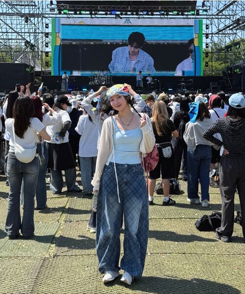 BADBLOOD(バッドブラッド)の「ライオンパッチウォッシュドバレルパンツ - ブルーデニムチェック(その他パンツ・レディース・その他・XX-SMALL/X-SMALL/SMALL/MEDIUM)」の5枚目の写真