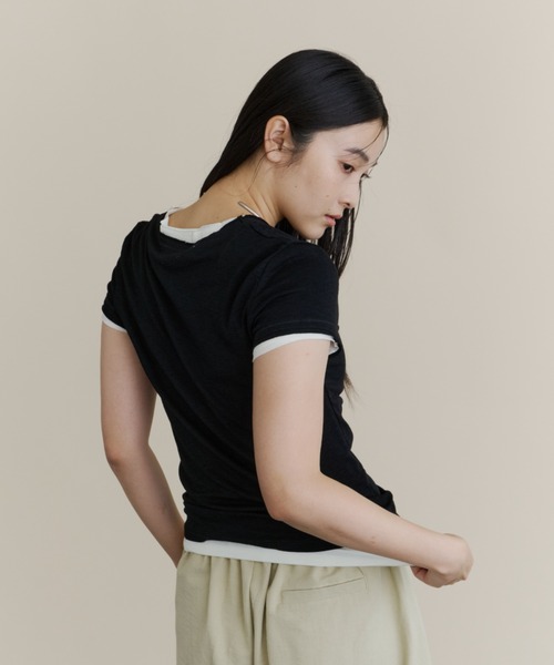 DFFUR.(ディフル)の「ベーシックストレッチTシャツ(Tシャツ/カットソー・レディース・ブラック/オフホワイト・FREE)」の1枚目の写真