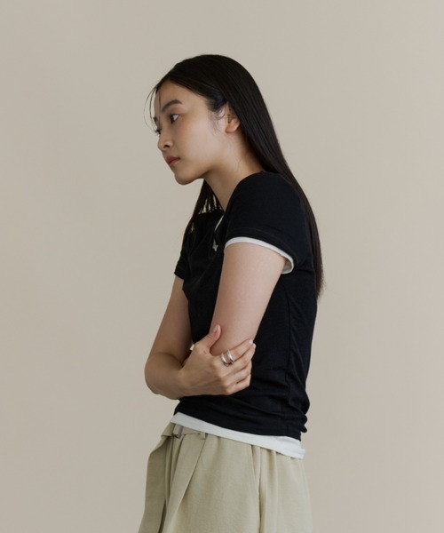DFFUR.(ディフル)の「ベーシックストレッチTシャツ(Tシャツ/カットソー・レディース・ブラック/オフホワイト・FREE)」の9枚目の写真
