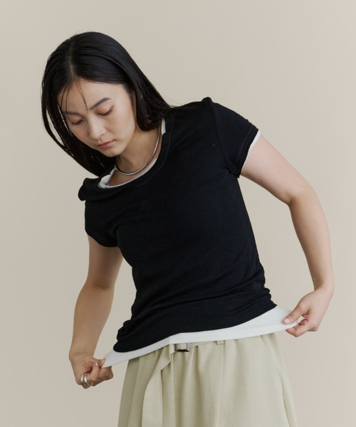 DFFUR.(ディフル)の「ベーシックストレッチTシャツ(Tシャツ/カットソー・レディース・ブラック/オフホワイト・FREE)」の5枚目の写真