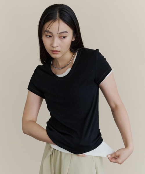 DFFUR.(ディフル)の「ベーシックストレッチTシャツ(Tシャツ/カットソー・レディース・ブラック/オフホワイト・FREE)」の7枚目の写真
