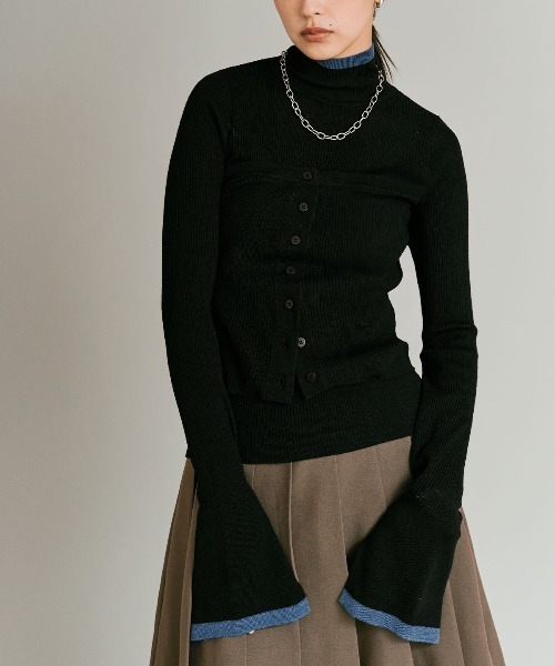 W:Huku(フーク)の「【W:Huku / ウールミックスライトニット】配色 トップス / Wool-Blend Lightweight Knit Color-Block Top(ニット/セーター・レディース・チャコール/ブラック/ライトグレー/ブラウン・FREE)」の1枚目の写真