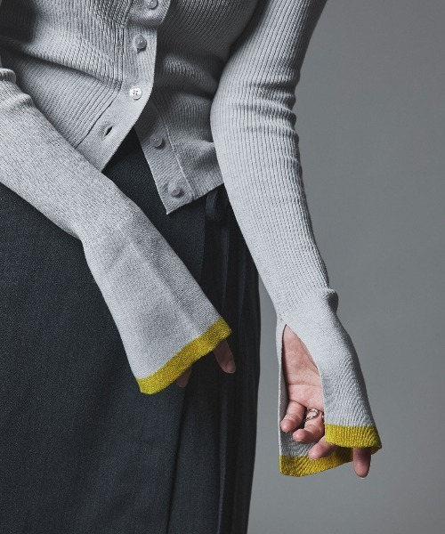 W:Huku(フーク)の「【W:Huku / ウールミックスライトニット】配色 トップス / Wool-Blend Lightweight Knit Color-Block Top(ニット/セーター・レディース・チャコール/ブラック/ライトグレー/ブラウン・FREE)」の10枚目の写真