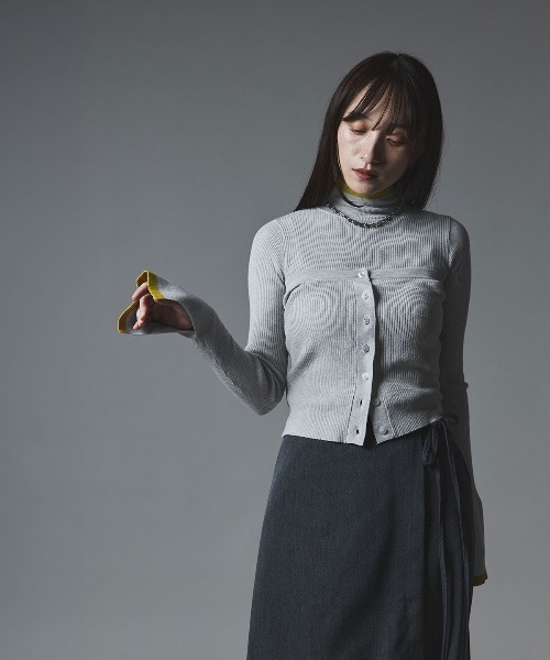 W:Huku(フーク)の「【W:Huku / ウールミックスライトニット】配色 トップス / Wool-Blend Lightweight Knit Color-Block Top(ニット/セーター・レディース・チャコール/ブラック/ライトグレー/ブラウン・FREE)」の20枚目の写真