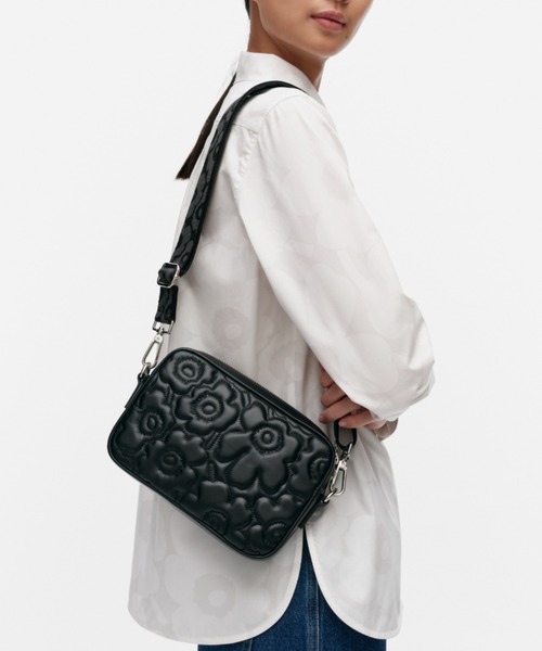marimekko(マリメッコ)の「【バナー掲載特典付】《Unikko 60Th Anniversary》Unikko / Soft Gratha Unikko shoulder bag(ショルダーバッグ・レディース・ブラック・FREE)」の2枚目の写真
