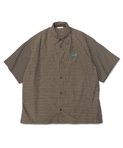 FREAK'S STORE（フリークスストア）の「限定展開 リラックスフィット ショートスリーブ チェックシャツ /半袖（シャツ/ブラウス・メンズ・チャコールグレー/ネイビー/ブラック/ブラウン/ライトベージュ/ベージュ/ホワイト/グリーン・SMALL/MEDIUM/LARGE）」の22枚目の写真