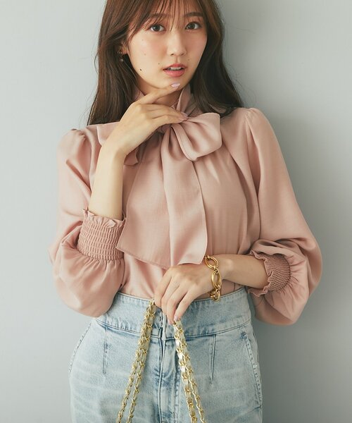 La boutique BonBon(ラブティックボンボン)の「【オケージョンにも】ボウタイシャーリングギャザーブラウス(シャツ/ブラウス・レディース・ピンク/オフホワイト・FREE)」の19枚目の写真