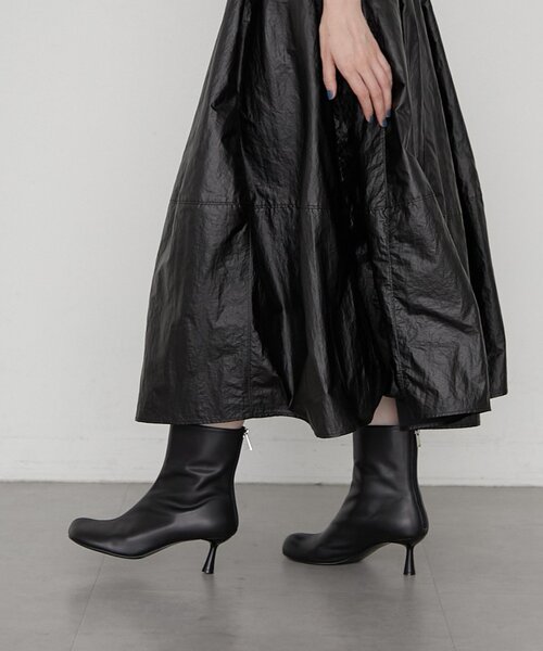 GALENA(LOUNGEDRESS)(ガレナ)の「【GALENA/ガレナ】スクエアトゥショートブーツ(ブーツ・レディース・ブラック/ベージュ・36/38/37)」の1枚目の写真