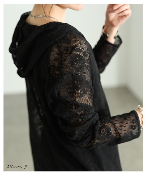 Sawa a la mode(サワアラモード)の「花柄レース刺繍メッシュパーカー(パーカー・レディース・ブラック/オフホワイト・FREE)」の3枚目の写真