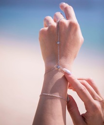 IRIEBEACH（アイリービーチ）の「Sunlit hand chain 【ハワイアンジュエリー】【サージカルステンレス】【金属アレルギー対応】【IRIEBEACH   アイリービーチ】つけっぱなしOK（ブレスレット）」