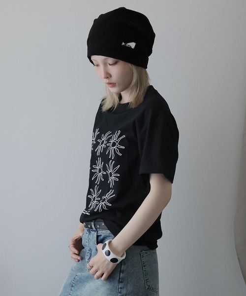 Ulysses(ユリシス)の「モノトーンプリントクルーネックTシャツ(Tシャツ/カットソー・レディース・ブラック・M/S)」の11枚目の写真
