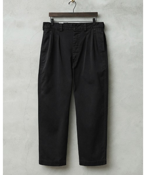 WAIPER.inc(ワイパーインク)の「WAIPER.inc フランス軍 1950~60年代 M-52 ヴィンテージ ツータック WESTPOINT チノトラウザー テーパード オーバーダイ【WP1003D】(チノパンツ・メンズ・ブラック/ネイビー/ベージュ系その他・L-Regular/L-Long)」の1枚目の写真