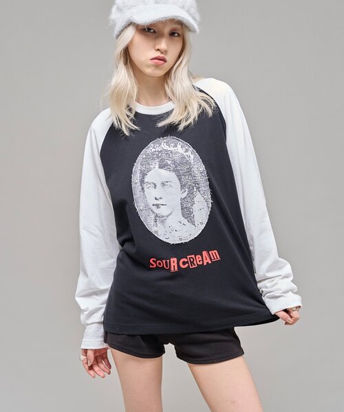 Sourcream(サワークリーム)の「【Sourcream】VenusラグランL/STEE(Tシャツ/カットソー・レディース・ホワイト/ブラック/チャコールグレー・MEDIUM/SMALL)」の2枚目の写真
