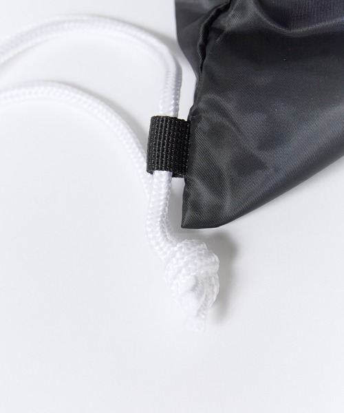 Champion(チャンピオン)の「Champion/チャンピオン LAUNDRY BAG ランドリーバッグ ナップサック サブバッグ サイドファスナー付き A4サイズ収納可能 メンズ レディース 2026年 秋 秋服 冬 冬服(バックパック/リュック・メンズ・ホワイト/ブラック/ネイビー/ライトパープル・FREE)」の18枚目の写真