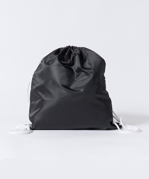 Champion(チャンピオン)の「Champion/チャンピオン LAUNDRY BAG ランドリーバッグ ナップサック サブバッグ サイドファスナー付き A4サイズ収納可能 メンズ レディース 2026年 秋 秋服 冬 冬服(バックパック/リュック・メンズ・ホワイト/ブラック/ネイビー/ライトパープル・FREE)」の15枚目の写真