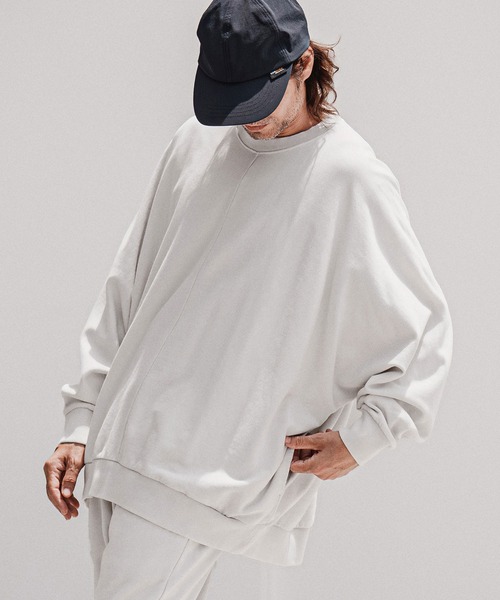 CAMBIO(カンビオ)の「msw1901-Faded Sweat Dolman Crewneck スウェットプルオーバー(A75226cmb)(スウェット・メンズ・キナリ/ブラック・S/M/L)」の2枚目の写真
